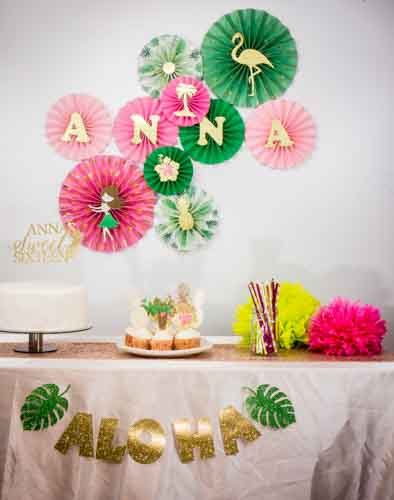 Sweet Sixteen Centerpieces